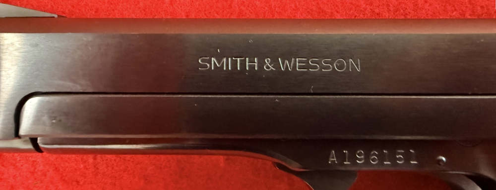 Smith & Wesson Model 41 .22LR -No Reserve--img-6