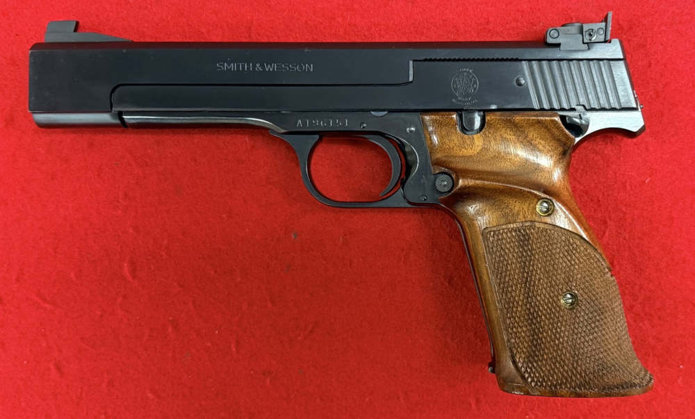 Smith & Wesson Model 41 .22LR -No Reserve--img-3