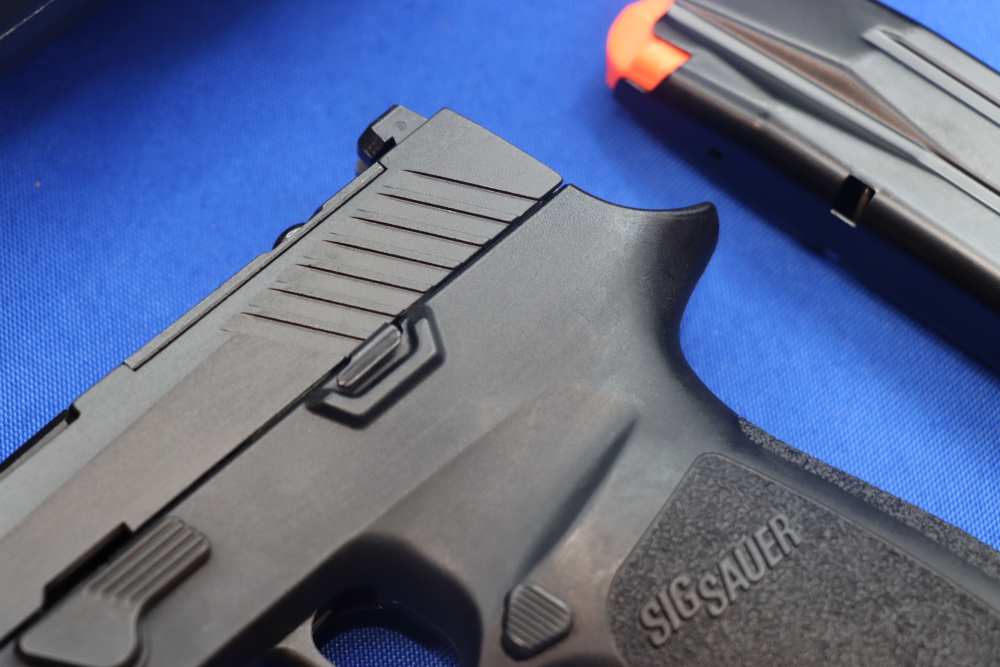 Sig Sauer Model P320 Compact Pistol 9MM Optics Ready NIGHT SIGHTS 15RD 320C-img-4