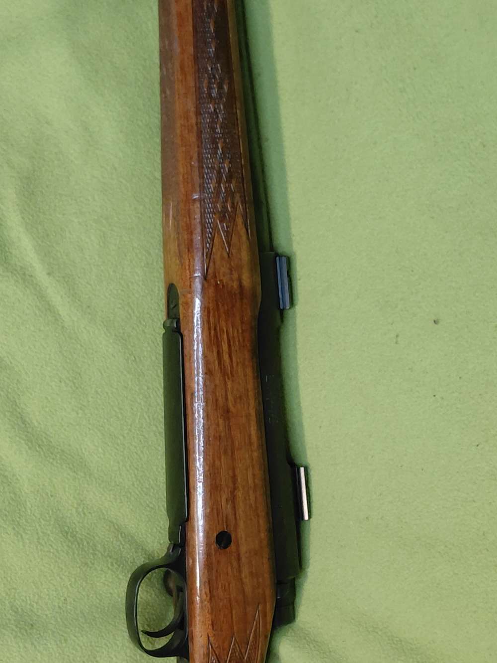 .225 Model 70 rifle with dies, and brass-img-13