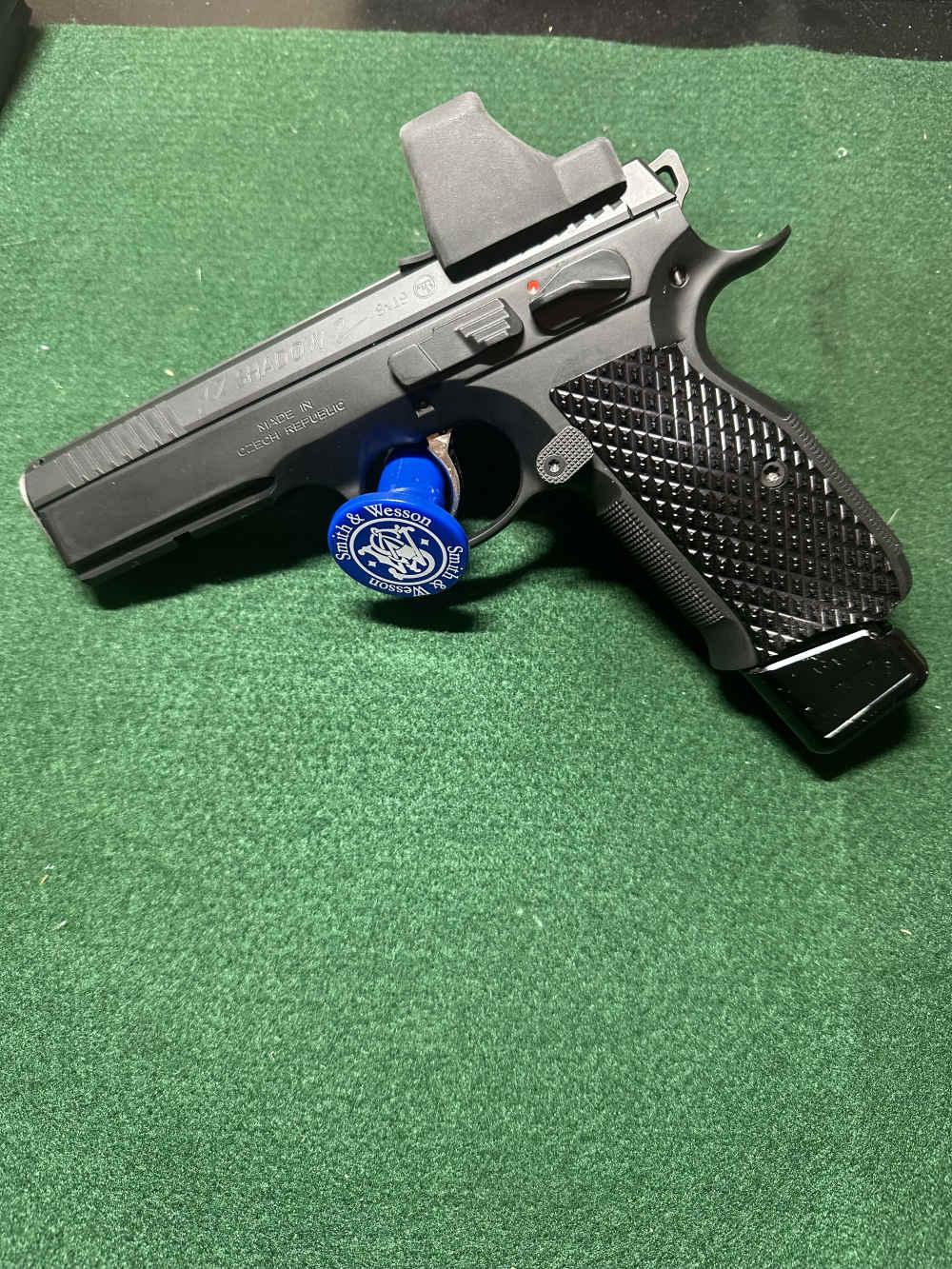 CZ accushadow 2-img-2
