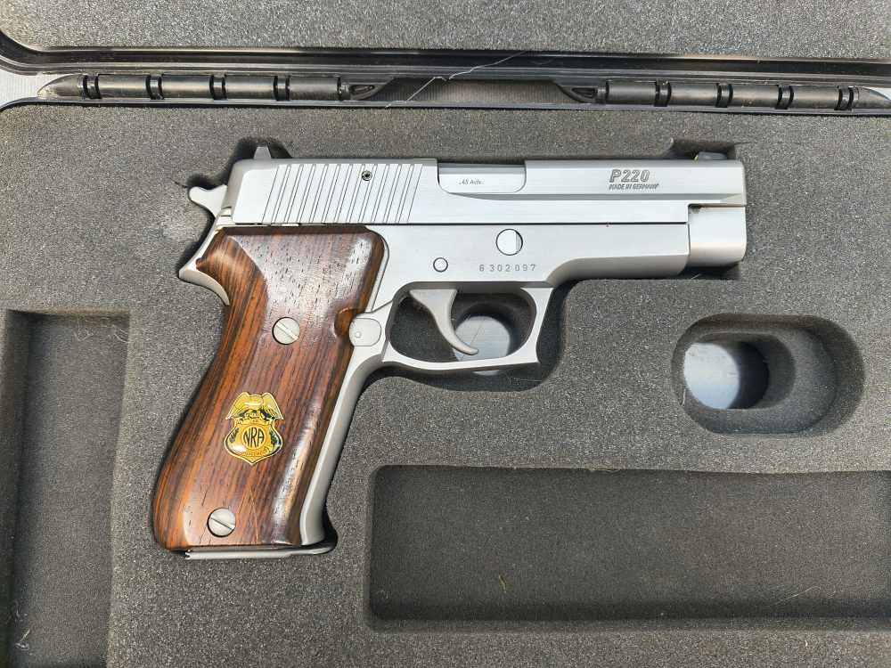 SIG SAUER P220 45ACP 4.25"-img-1