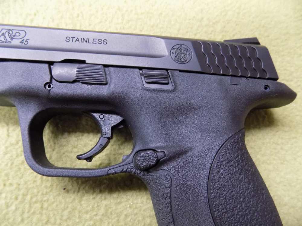 S&W M&P45 Semi Auto Pistol in .45 acp, 4.5" BBL, Case & 2-Mags -img-4