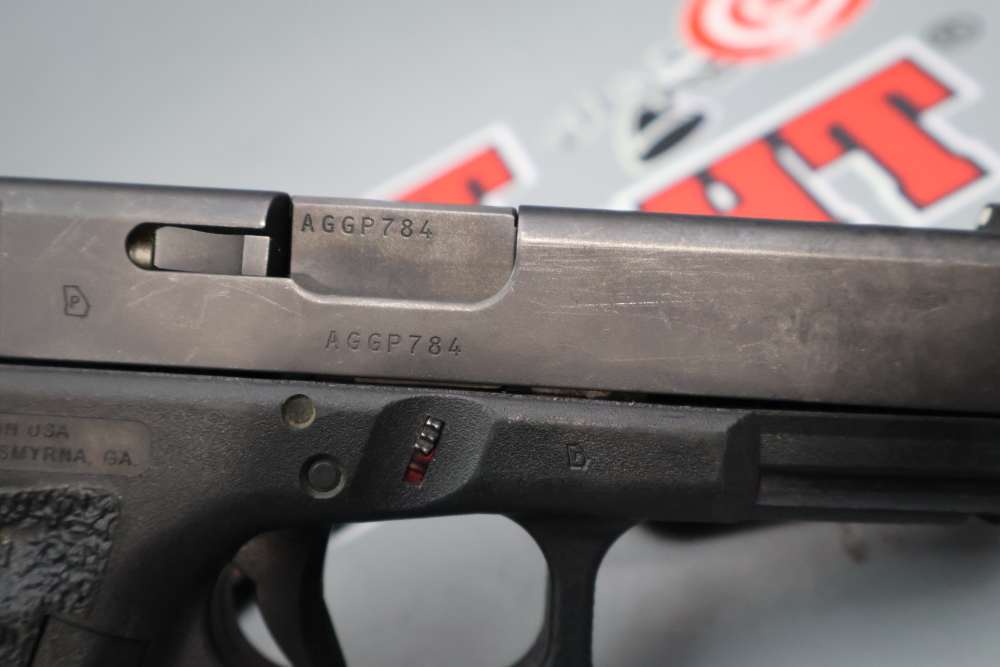 Glock 23 Gen 4 4.02" .40 S&W w/Case -img-11