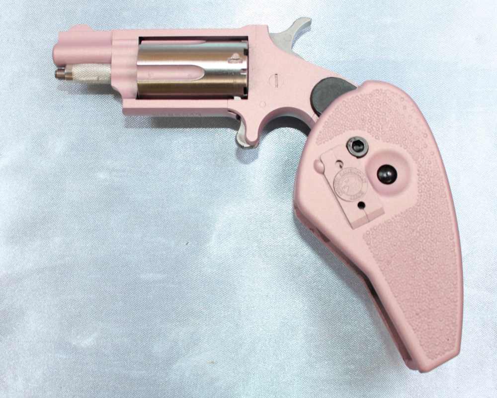 N.A.A. Rose Holster Grip .22WMR 1.13" Barrel, LAYAWAY AVAILABLE!-img-2