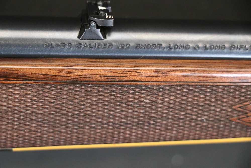 Browning BL-22 Grade II .22LR Lever Action 20" Blued Gloss Walnut Engraved-img-8