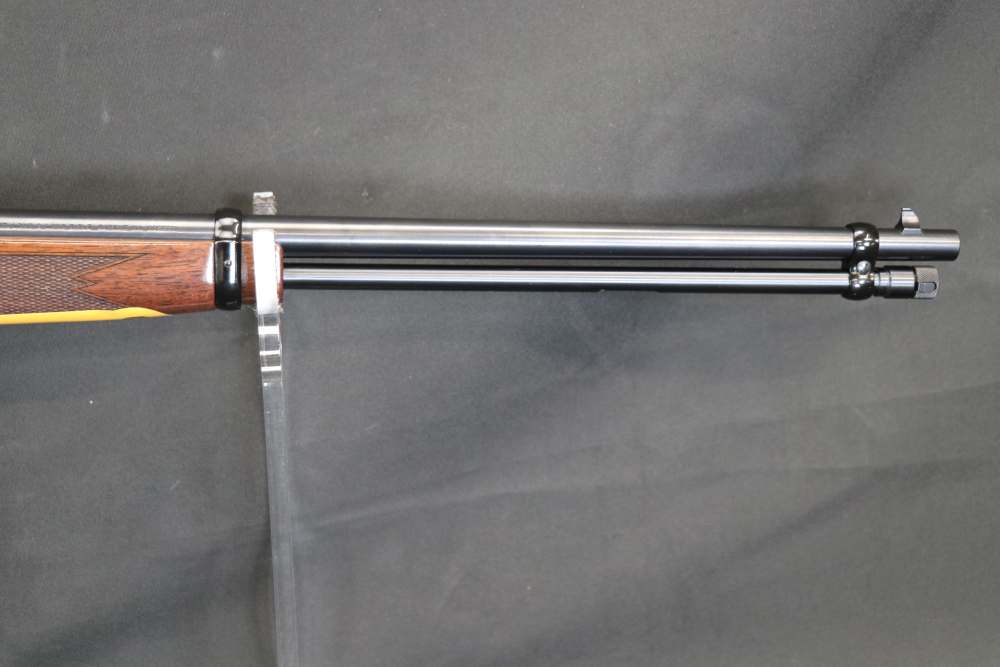 Browning BL-22 Grade II .22LR Lever Action 20" Blued Gloss Walnut Engraved-img-7