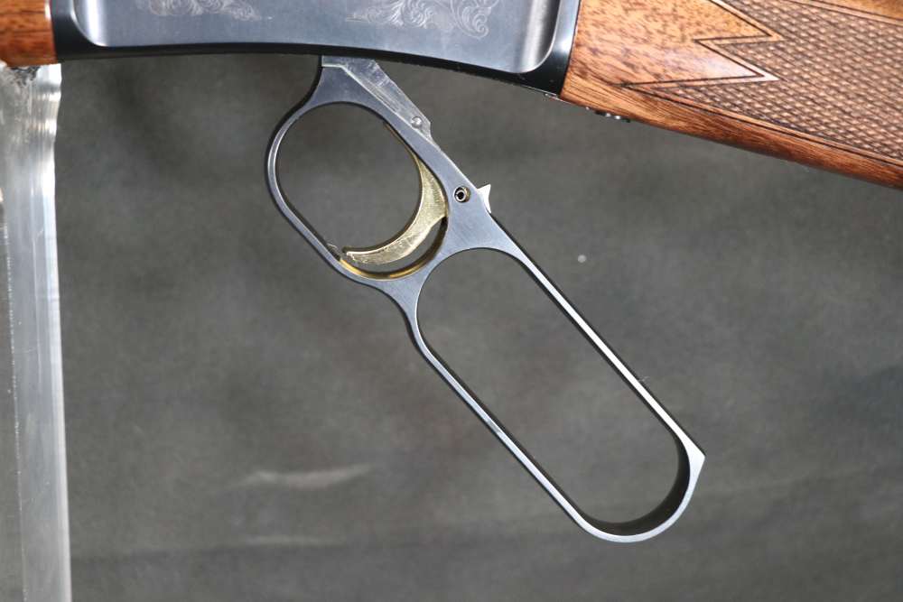 Browning BL-22 Grade II .22LR Lever Action 20" Blued Gloss Walnut Engraved-img-18