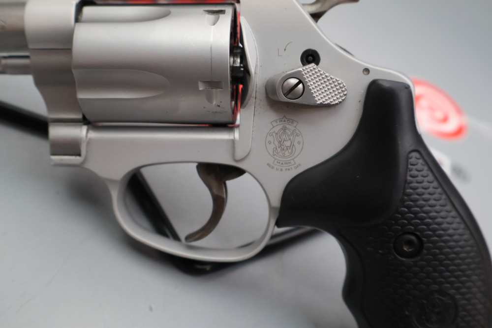 Smith & Wesson Model 637-2 Airweight 1.875" .38 SPL+P w/Case -img-6