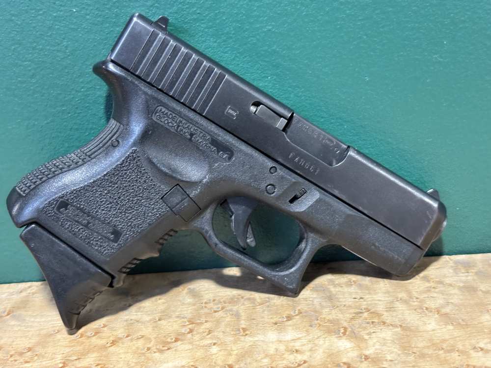 Glock 27 Gen 3 .40 S&W Sub Compact Glock G27 G3 -img-0
