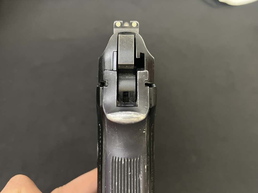 Beretta 96D DOA 40 SW full size pistol -img-16