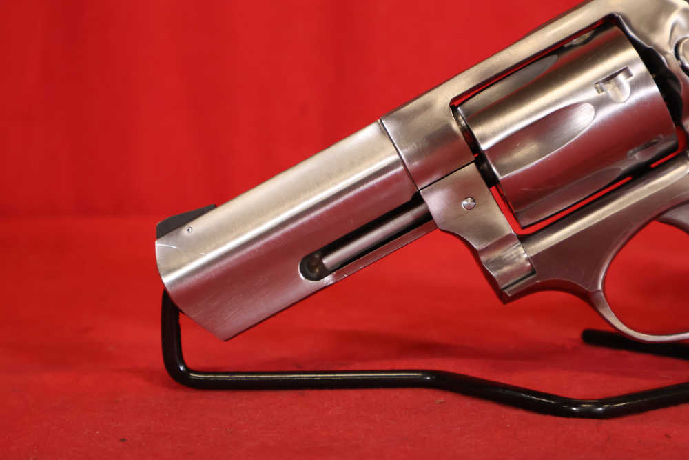 Ruger SP101 327 Fed Mag 3" 6-Shot -img-3