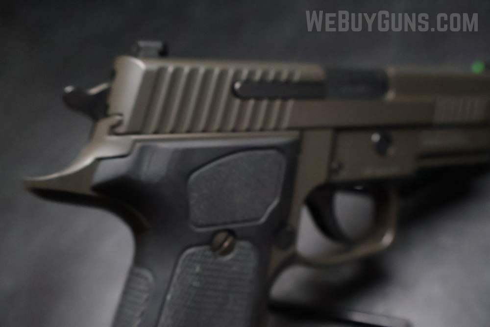 Sig Sauer P226 Legion Semi-Automatic Pistol 9mm Parabellum-img-4