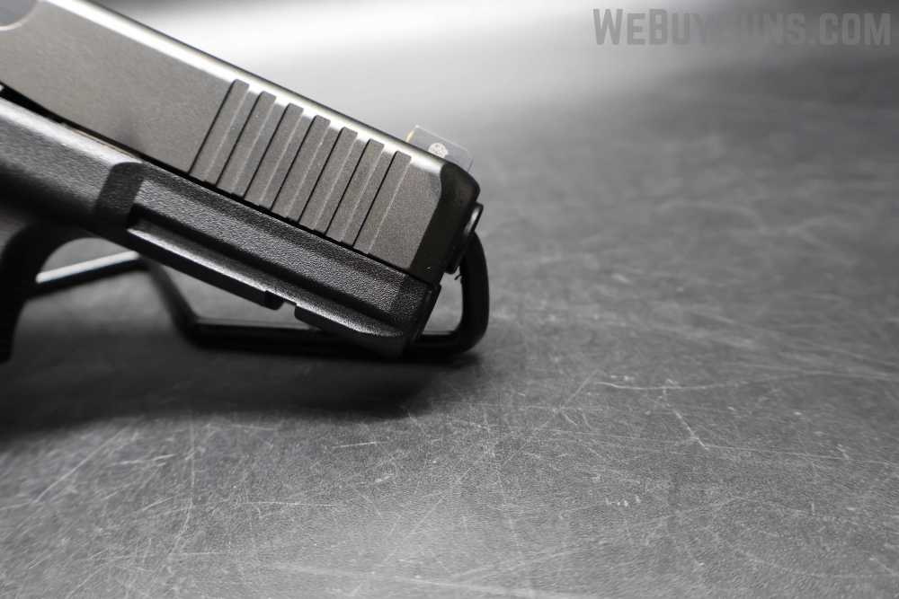 Glock 17 Gen5 Semi-Automatic Pistol 9X19-img-4