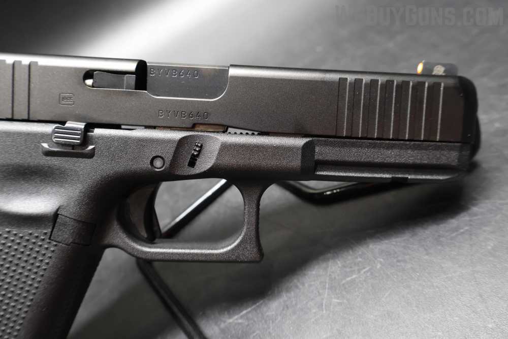 Glock 17 Gen5 Semi-Automatic Pistol 9X19-img-5