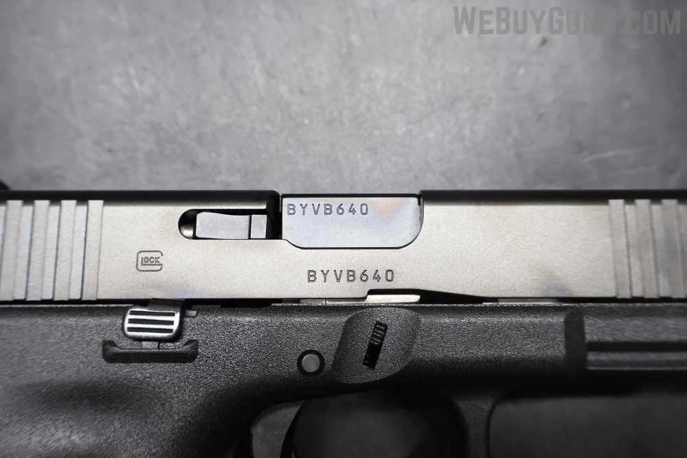Glock 17 Gen5 Semi-Automatic Pistol 9X19-img-16
