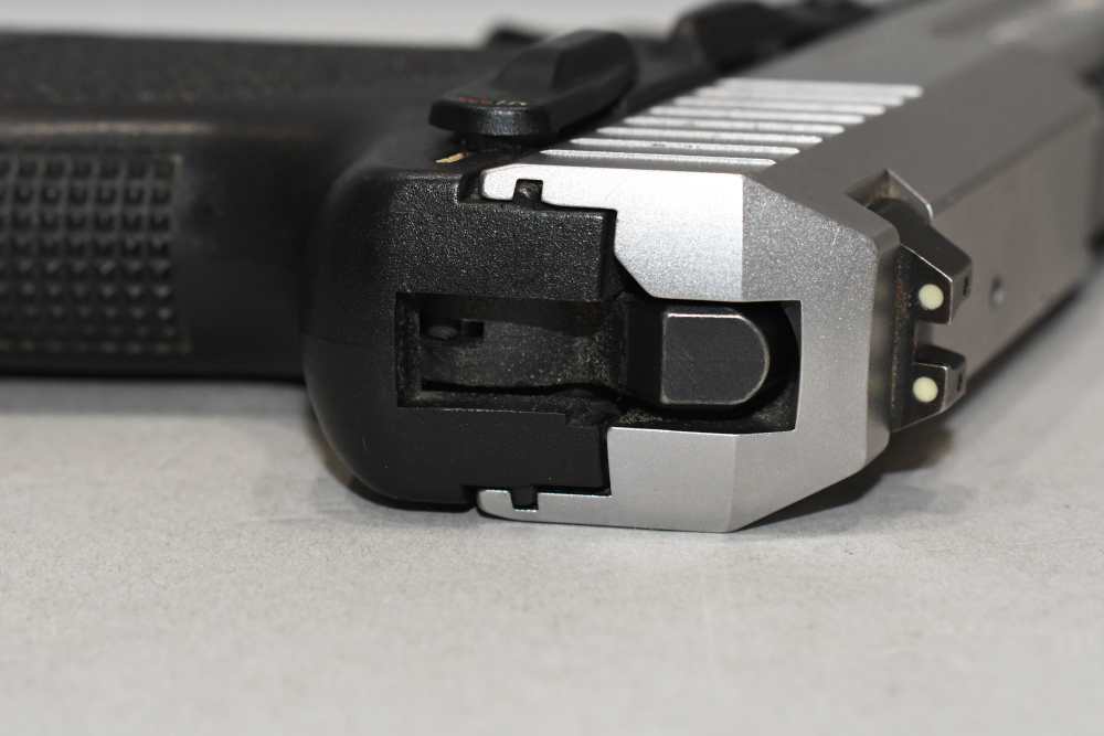 Heckler & Koch HK USP45 Compact Stainless Semi Auto Pistol 45 ACP W Case-img-13