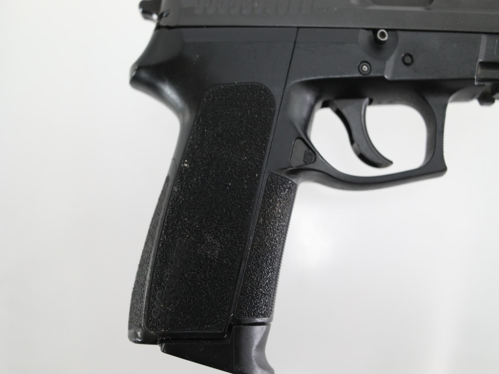 SIG SAUER SP2022 - .40 S&W Pistol - USED-img-9