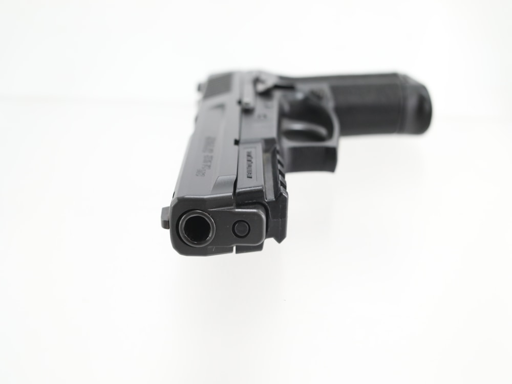 SIG SAUER SP2022 - .40 S&W Pistol - USED-img-4