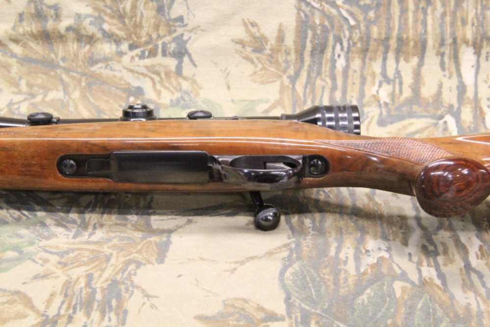 Harrington and Richardson 317 Ultra Wildcat chambered in 17/223-img-14