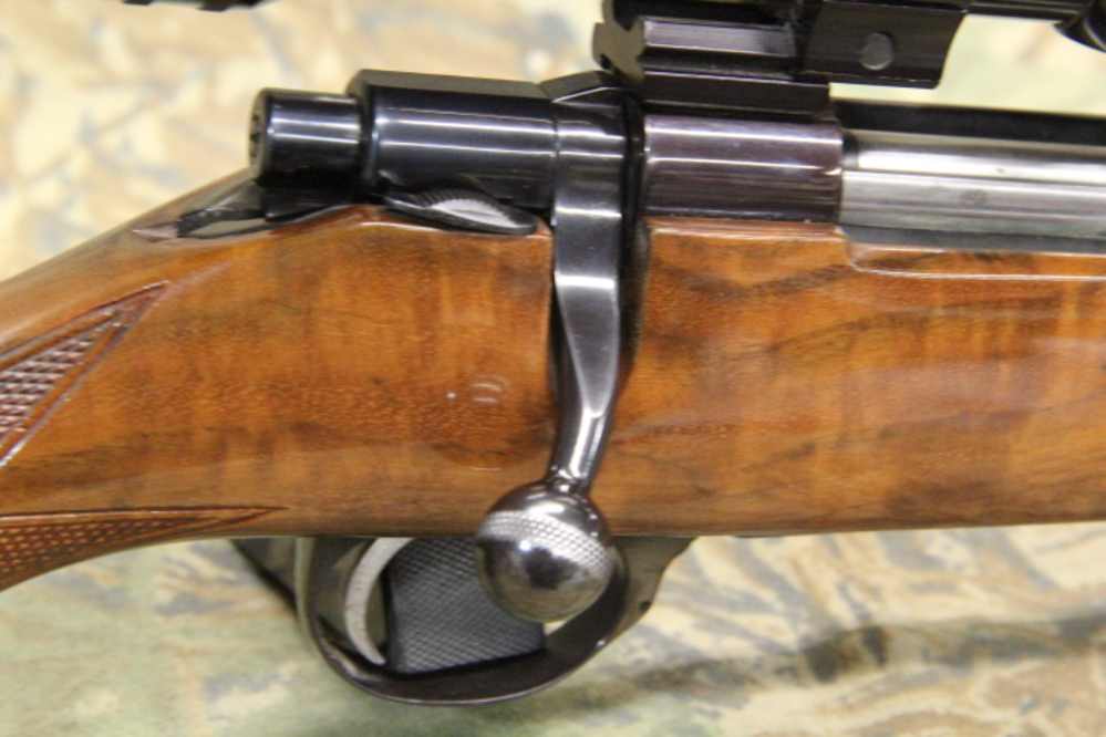 Harrington and Richardson 317 Ultra Wildcat chambered in 17/223-img-45