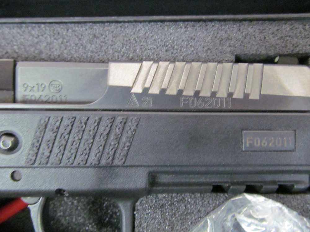 CZ P-07 9mm -img-3