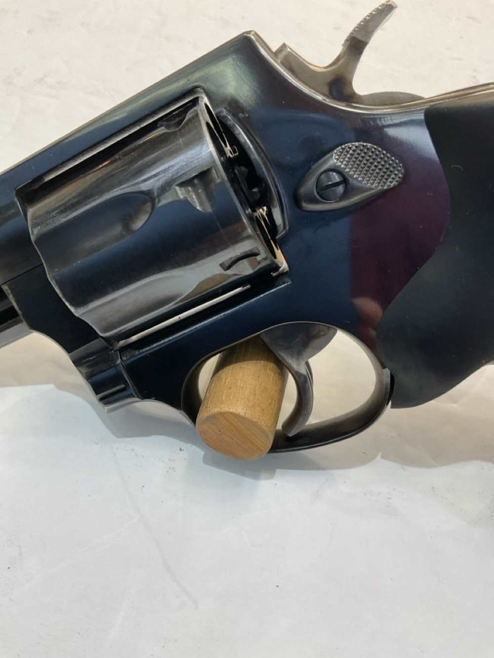 Taurus 617 Double Action Revolver - .357 mag, 2" Barrel-img-2