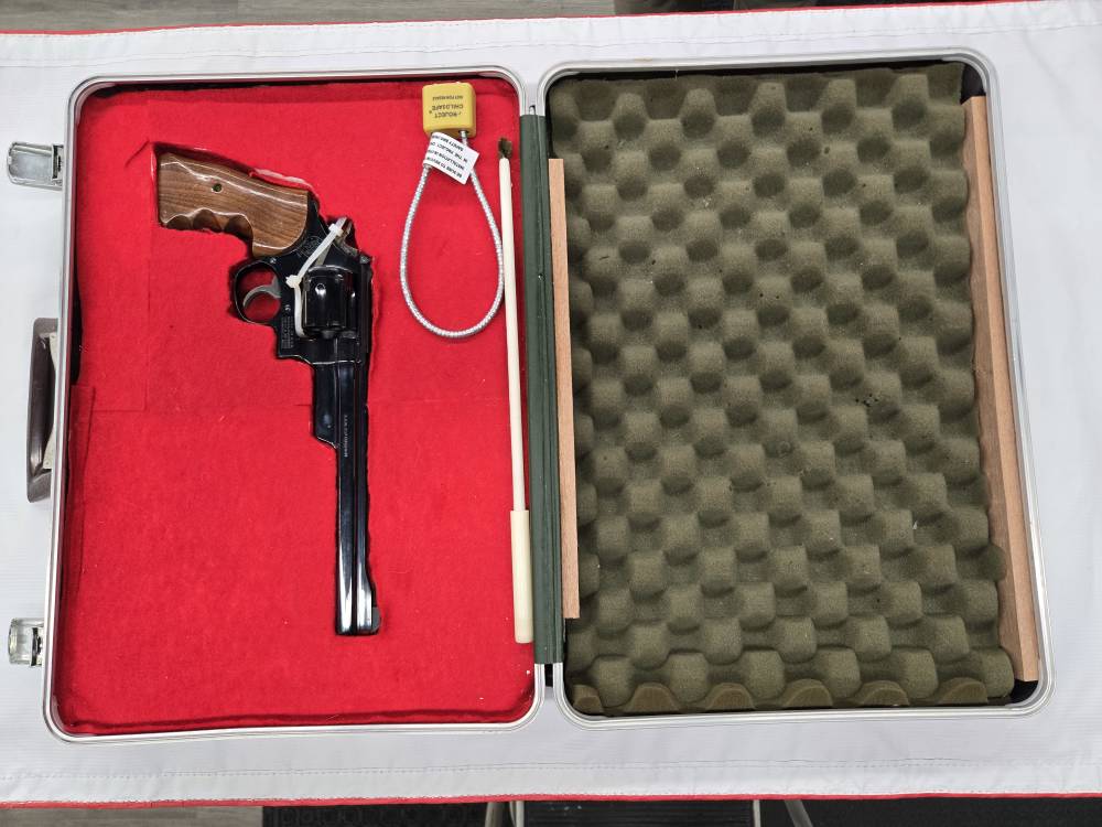 Smith & Wesson 27-2 Revolver-img-2