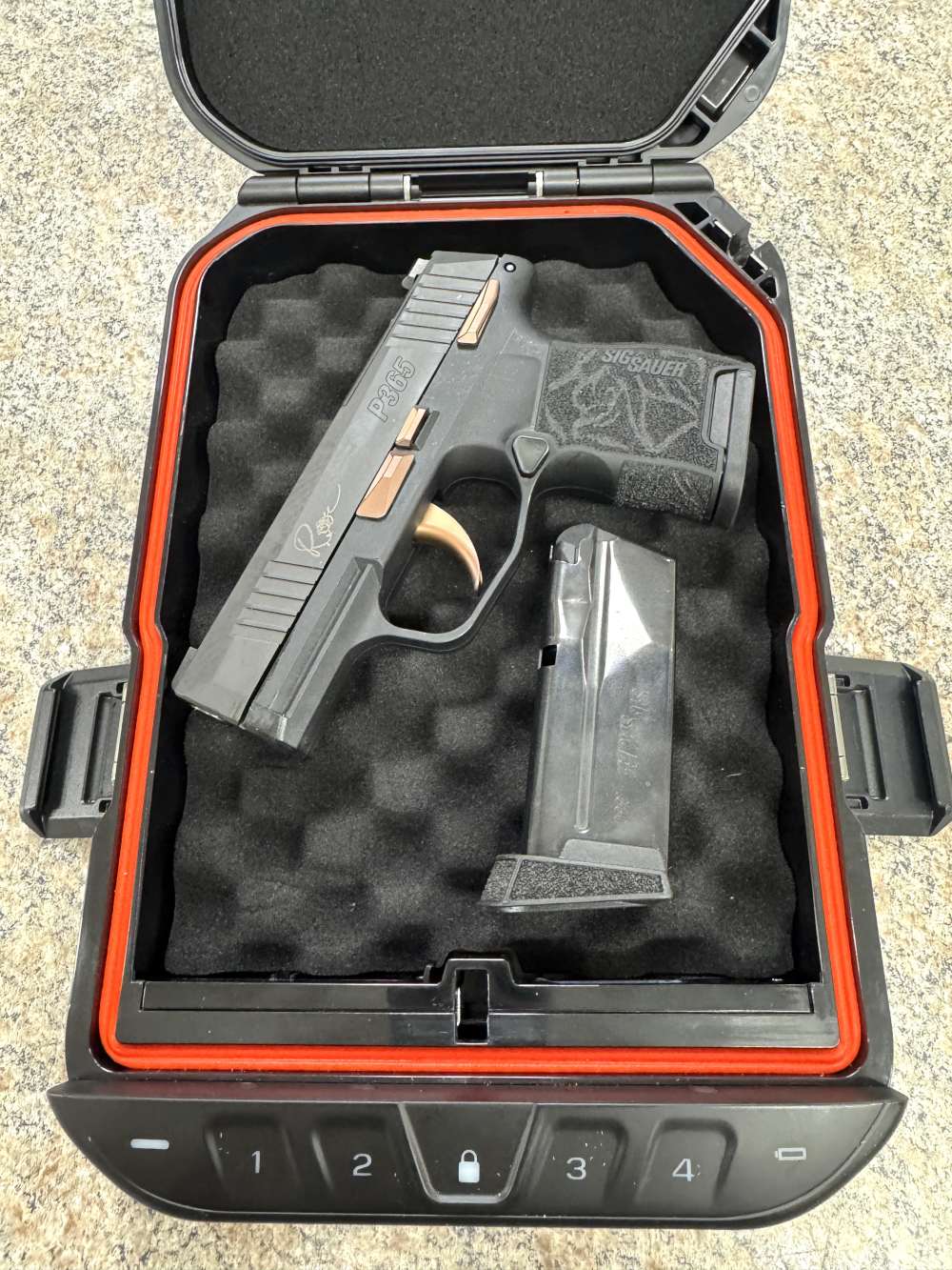 Sig Sauer P365 Rose .380 ACP  2 Mags + Vaultek Safe-img-3