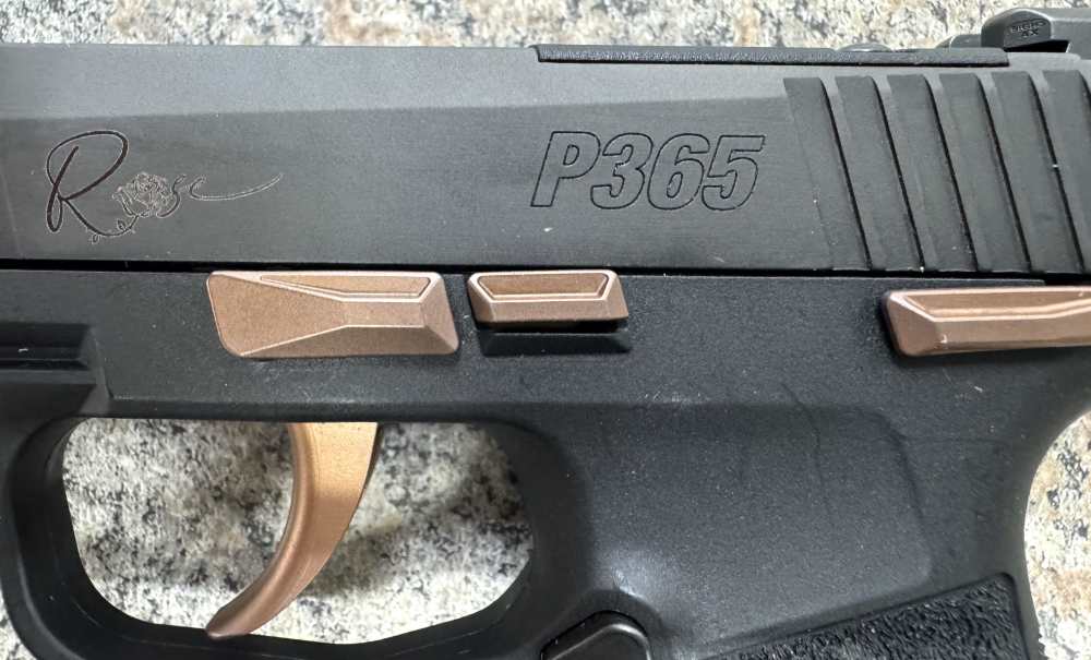 Sig Sauer P365 Rose .380 ACP  2 Mags + Vaultek Safe-img-4