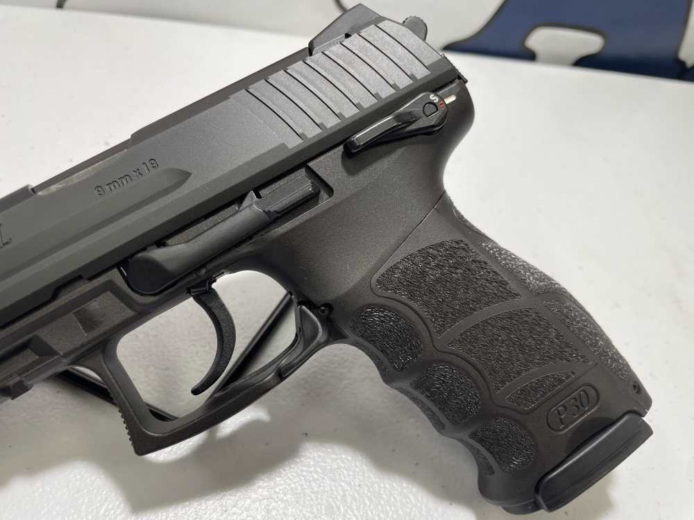 HK P30LS V3 9mm Long Slide DA/SA w/ Ambidextrous Safety – Good Condition -img-4