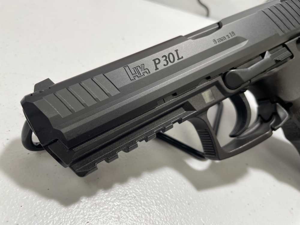 HK P30LS V3 9mm Long Slide DA/SA w/ Ambidextrous Safety – Good Condition -img-3