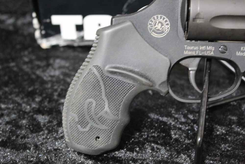 TAURUS M85 ULTRALITE .38 SPL WITH BOX 2" BARREL-img-4
