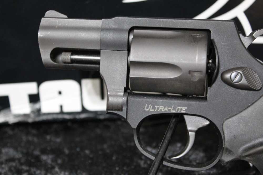 TAURUS M85 ULTRALITE .38 SPL WITH BOX 2" BARREL-img-6