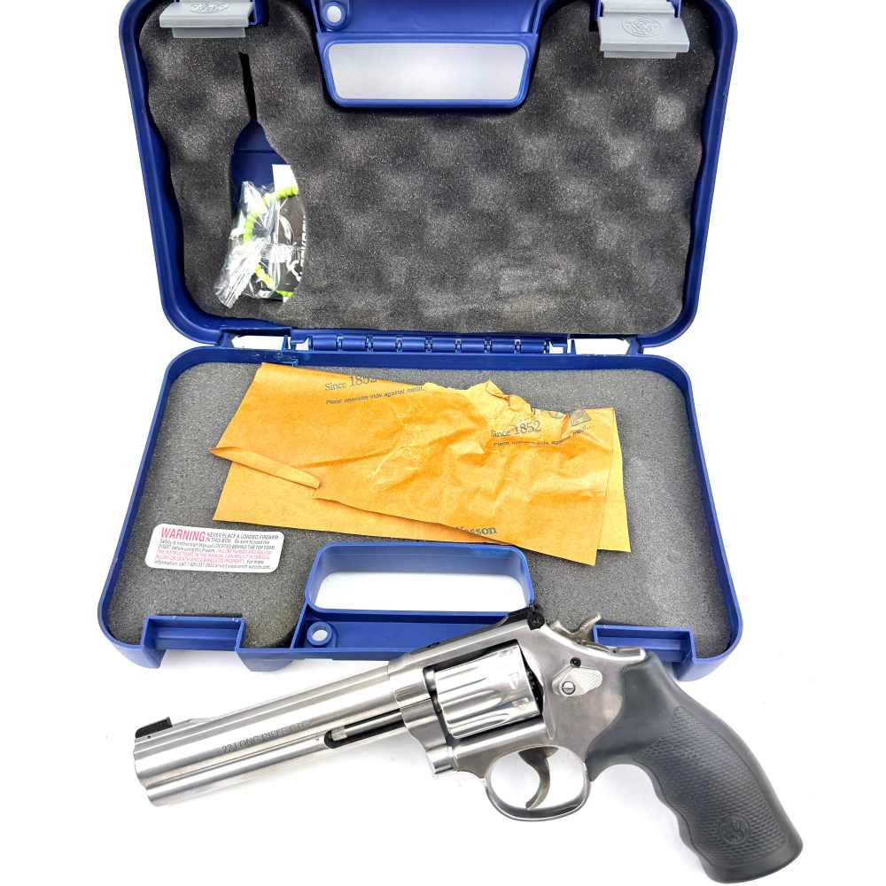 New In Box S&W Smith & Wesson Model 617 Revolver - 22 LR-img-1
