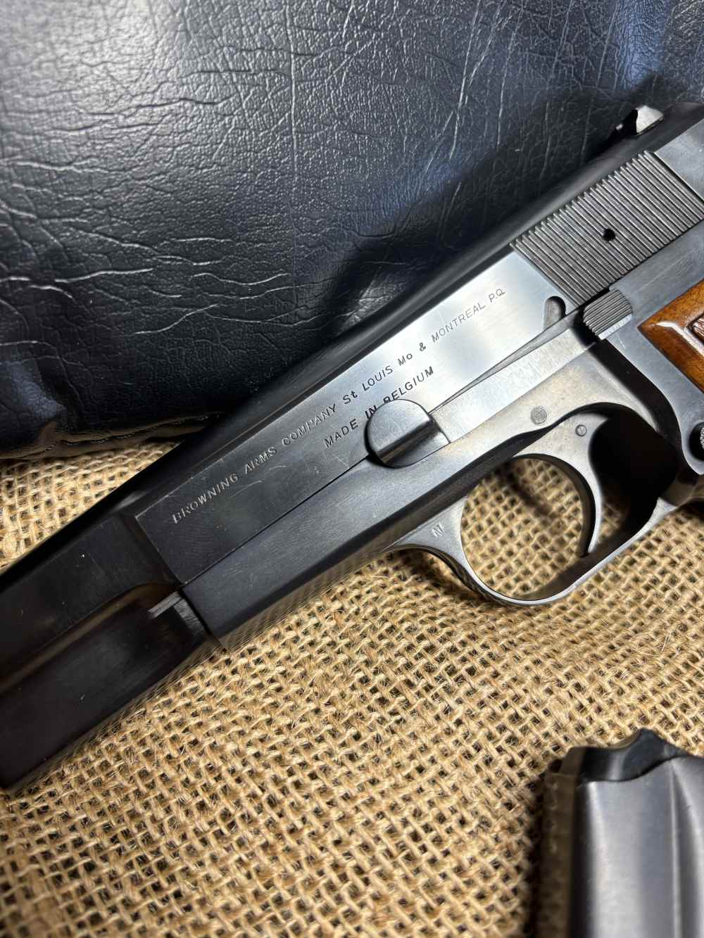 SPECTACULAR 1969 BROWNING HI-POWER T-SERIES ONE OWNER UNFIRED? 61 Photos-img-28