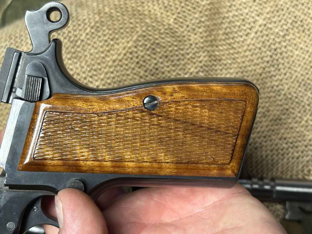 SPECTACULAR 1969 BROWNING HI-POWER T-SERIES ONE OWNER UNFIRED? 61 Photos-img-55