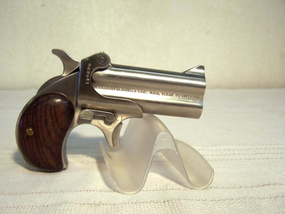 American Derringer Model M1, 45 Colt or 410 Shells, Excellent Condition-img-2