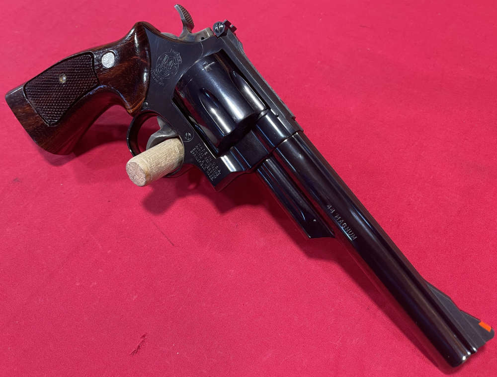 Smith & Wesson 29-2 .44 Magnum W/ Presentation Case Excellent! No Res!-img-7