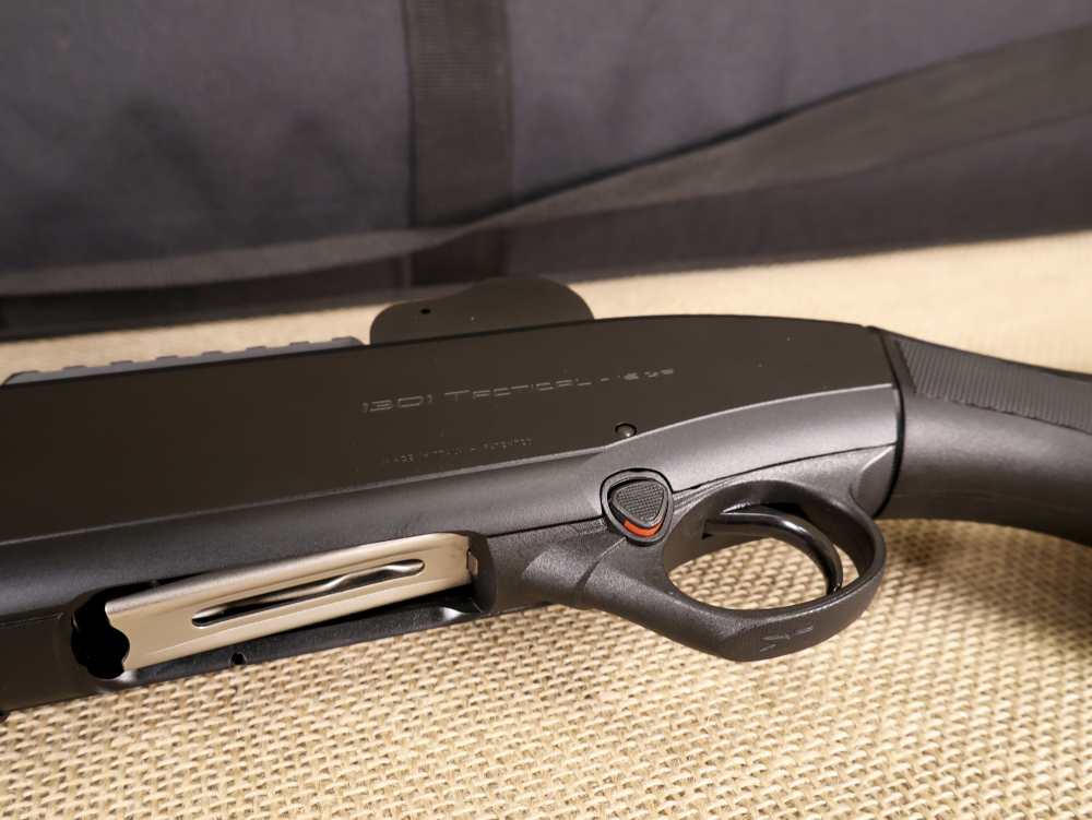 Beretta 1301 Tactical 12-Ga Semi-Auto Shotgun 7+1, 3", 18.5" CHF Barrel-img-23