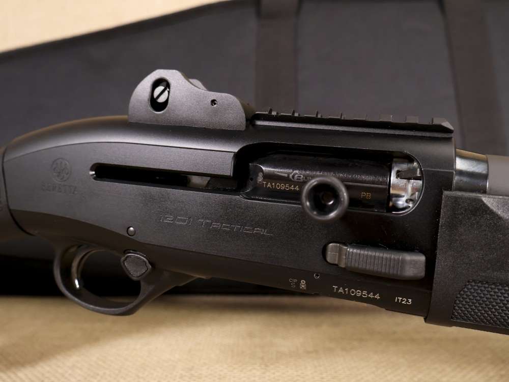 Beretta 1301 Tactical 12-Ga Semi-Auto Shotgun 7+1, 3", 18.5" CHF Barrel-img-6