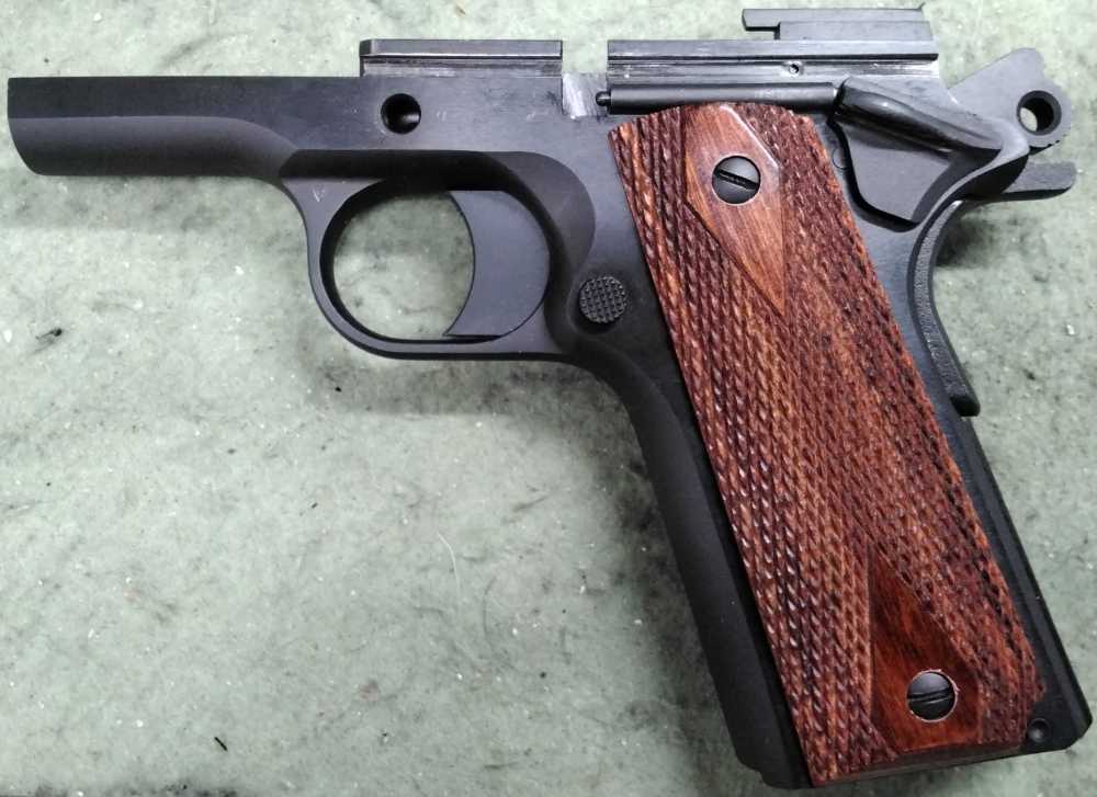 Colt Commander Model .45 ACP Series 80 Steel Frame 4.25" Case Mag Docs-img-15