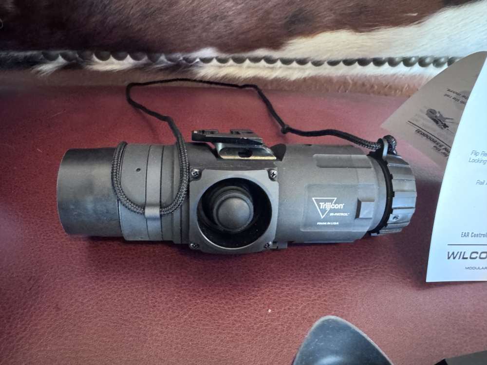 Trijicon M300W Thermal scope with Wilcox flip mount -img-1