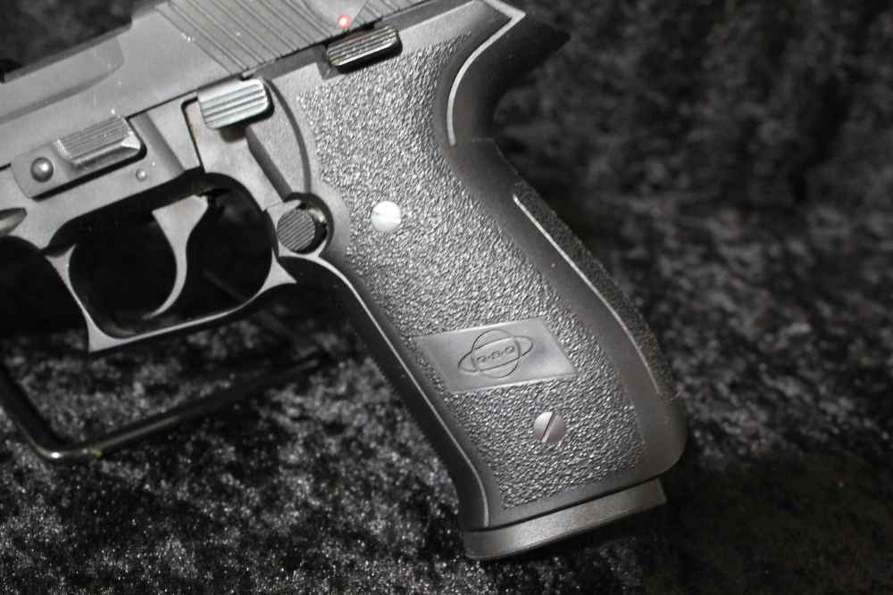 GSG Firefly.22 LR PISTOL-img-4