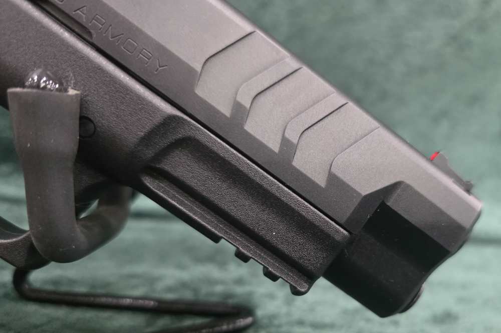 Springfield XD-M ELITE W/ soft case and extra magazine AUCTION!-img-8