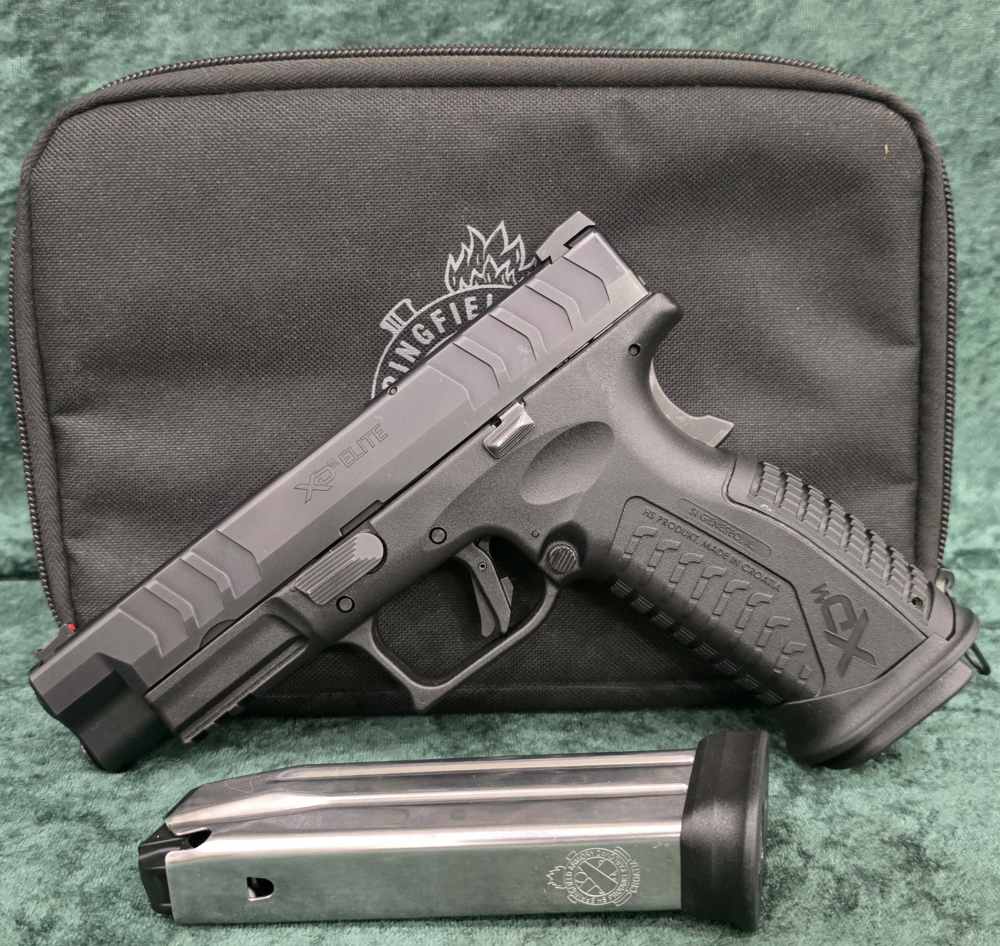 Springfield XD-M ELITE W/ soft case and extra magazine AUCTION!-img-0