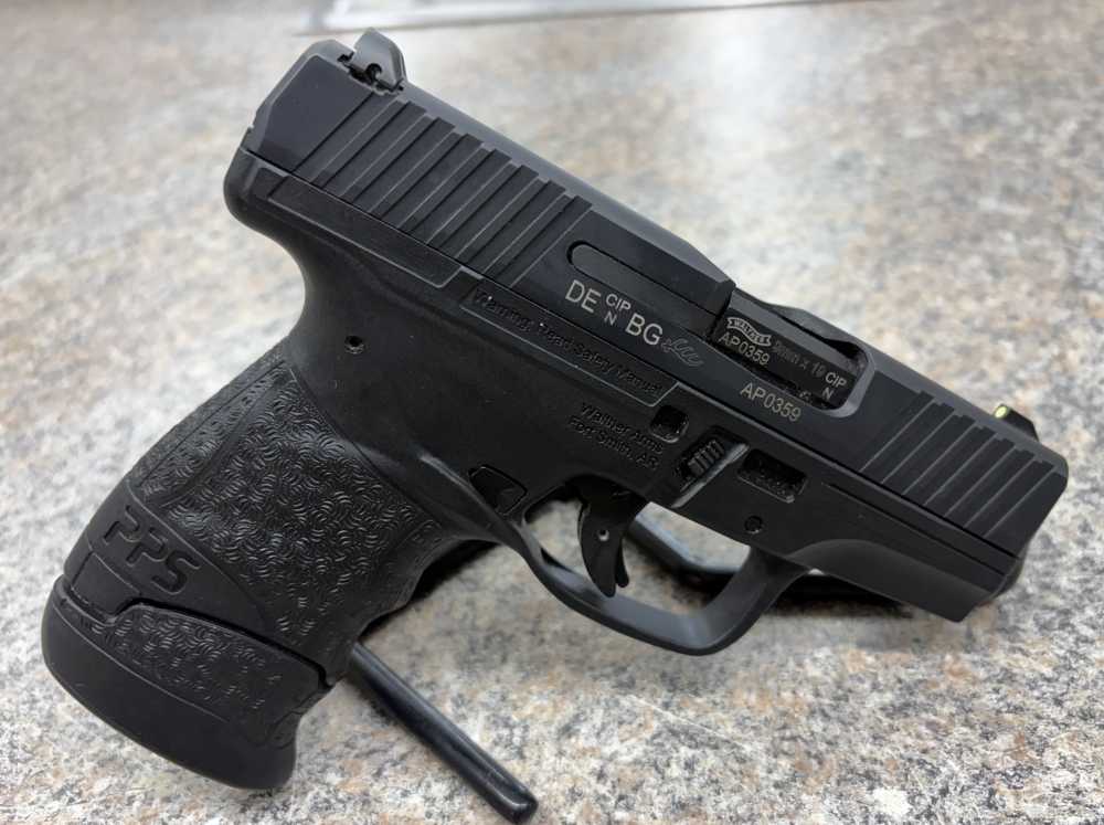 Walther PPS M1 9mm Semi-Automatic Pistol – Excellent Condition – 1 Magazine-img-1