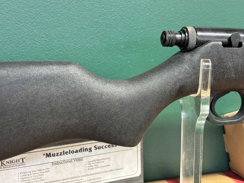 Knight Muzzleloader In Line .50 Cal Cap Fired New In Box -img-4