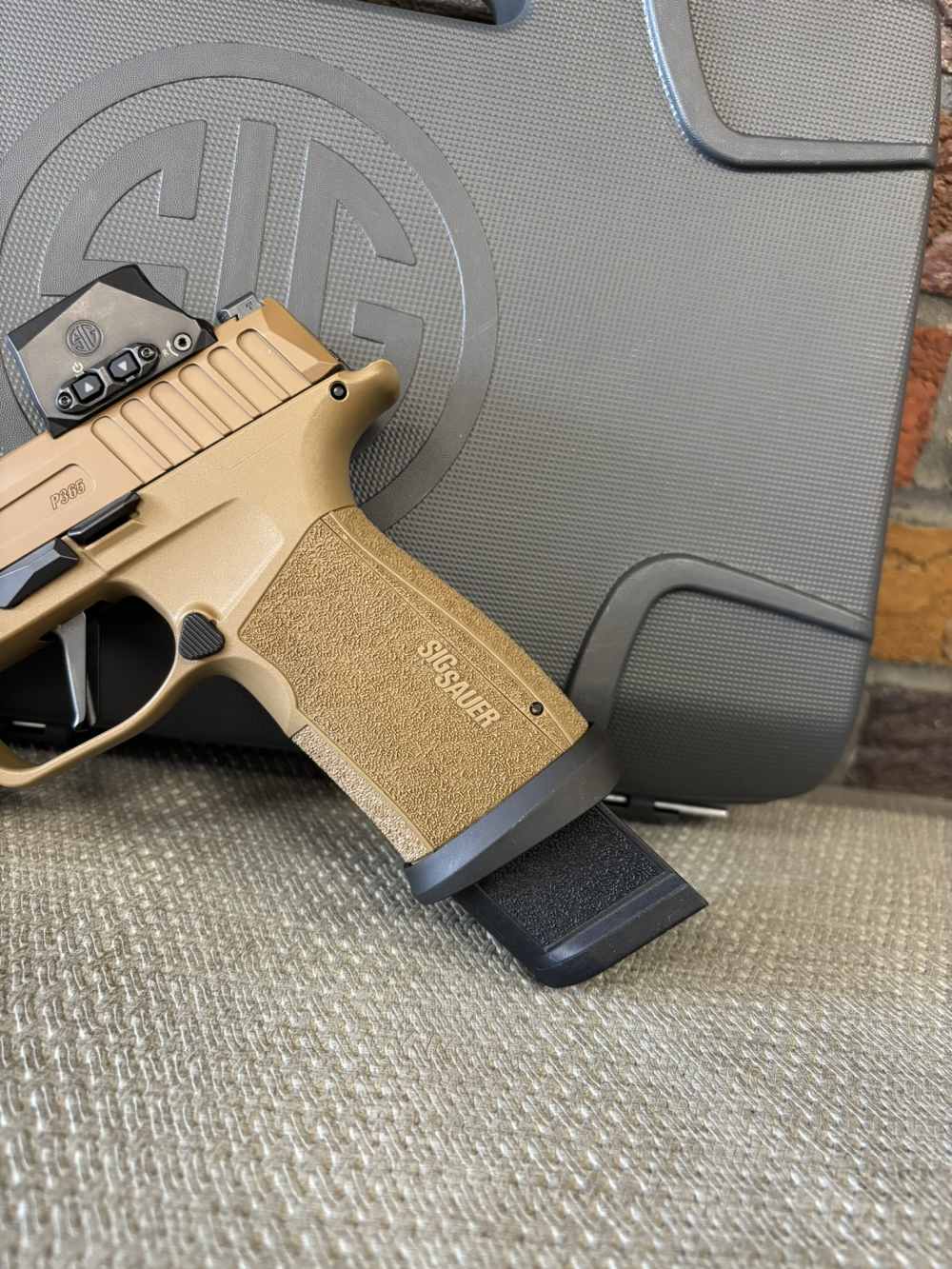 Sig Sauer P365 XF Semi Auto 9mm Pistol W/ Sig RCD Red Dot-img-2