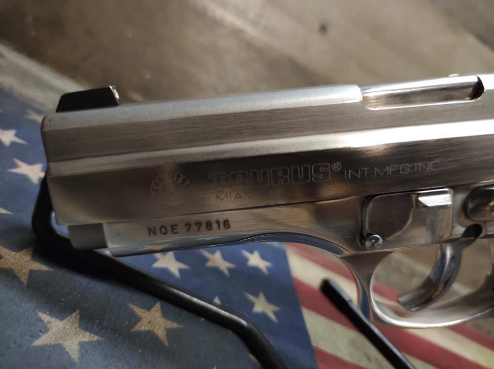 HARD TO FIND EXCEL COND TAURUS PT-945 .45Acp  4.3"Brl w/Mag & Night Sights!-img-12